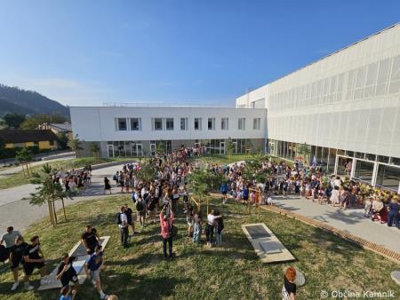 V Kamniku odprli eno najbolj modernih osnovnih šol v Sloveniji (1)